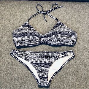 Victoria’s Secret Black and White Bikini